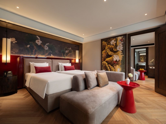 Ocean View Premier Connecting Suite – Private Balcony