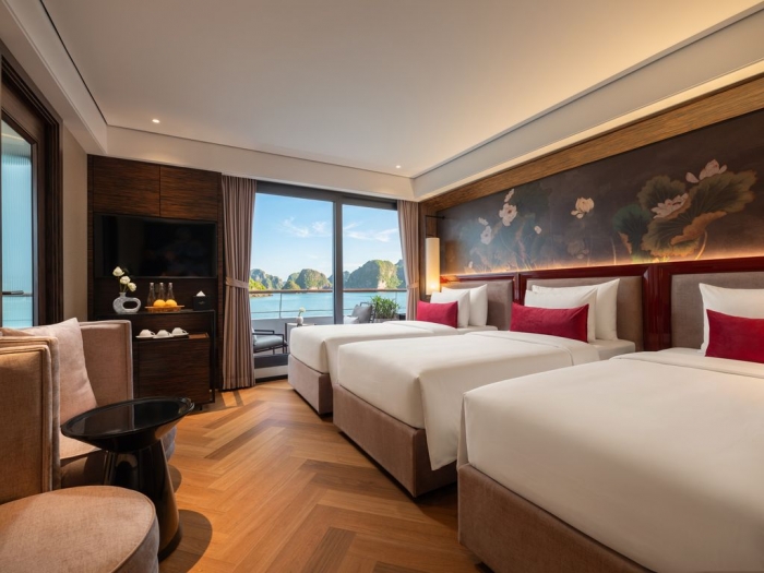 Ocean View Premier Family Suite - Private Balcony
